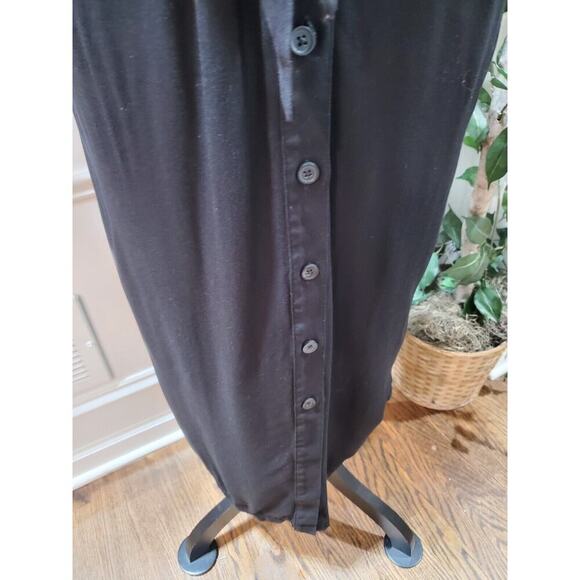 H&M Women's Solid Black 100% Viscose Half Sleeve Knee Length Dress Size Small - Picture 4 of 12